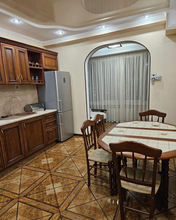 квартира г Краснодар р-н Западный пр-кт Чекистов 42 мкр-н Юбилейный фото 7