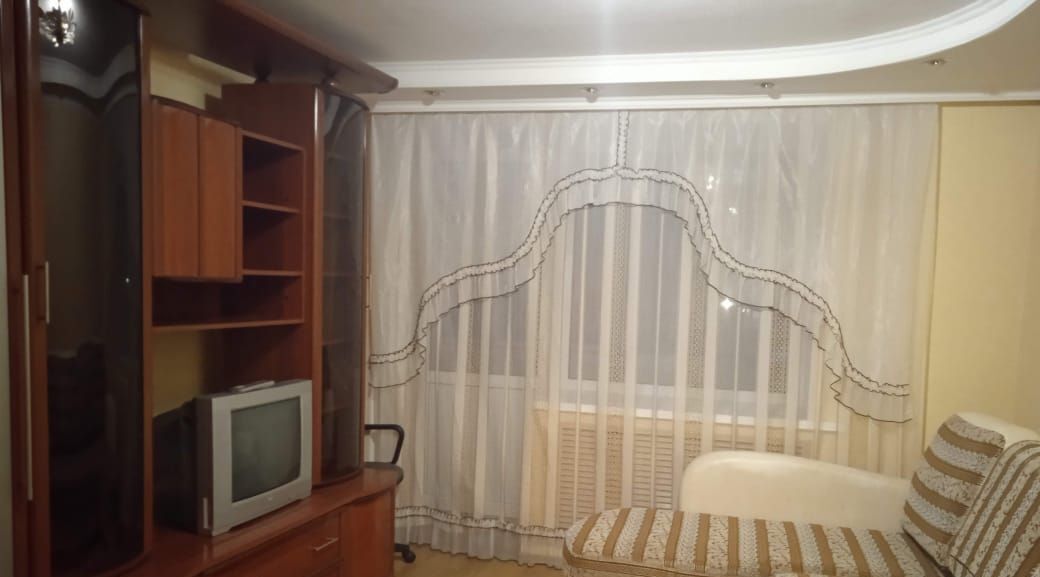 квартира г Брянск р-н Советский ул 8 Марта 1 фото 3