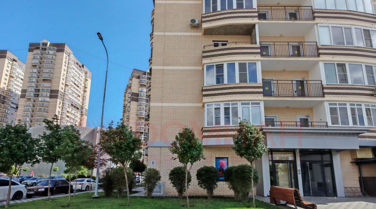 квартира г Ростов-на-Дону р-н Октябрьский ул Нансена 1/1 103 фото 1