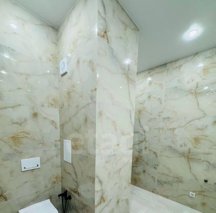 квартира г Омск р-н Кировский пр-кт Комарова 22к/1 фото 6