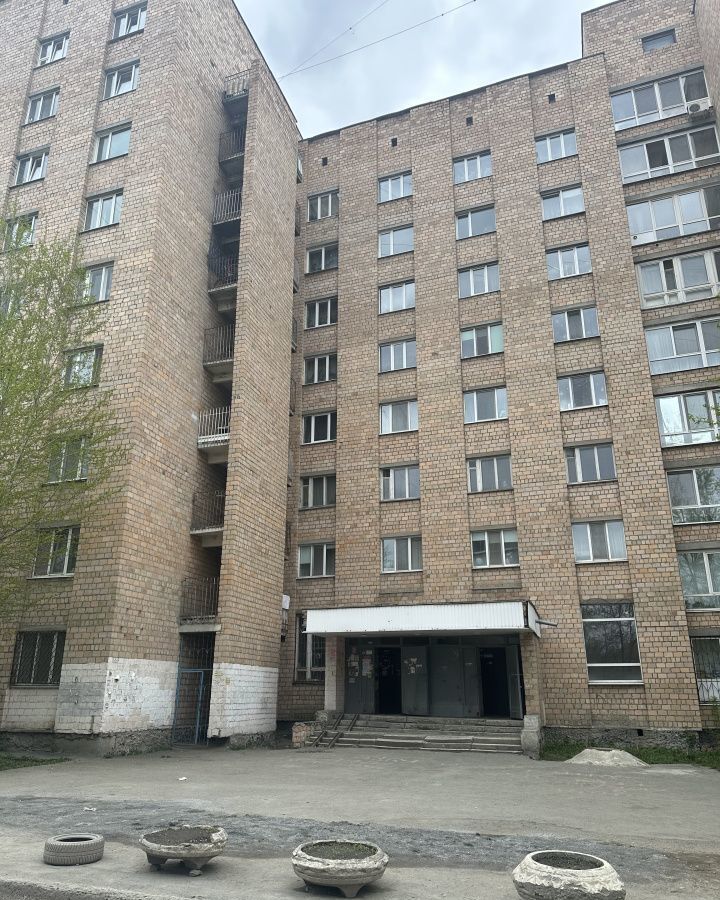 комната г Екатеринбург р-н Ленинский Чкаловская ул Чайковского 10 фото 1