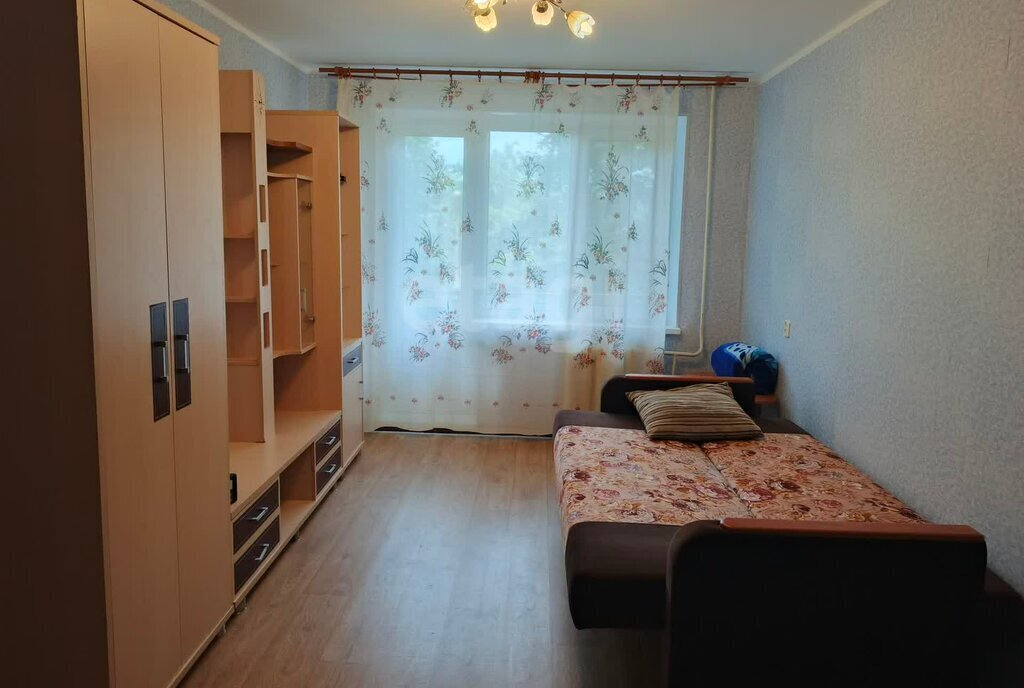 квартира р-н Киришский г Кириши б-р Молодежный 13 фото 3