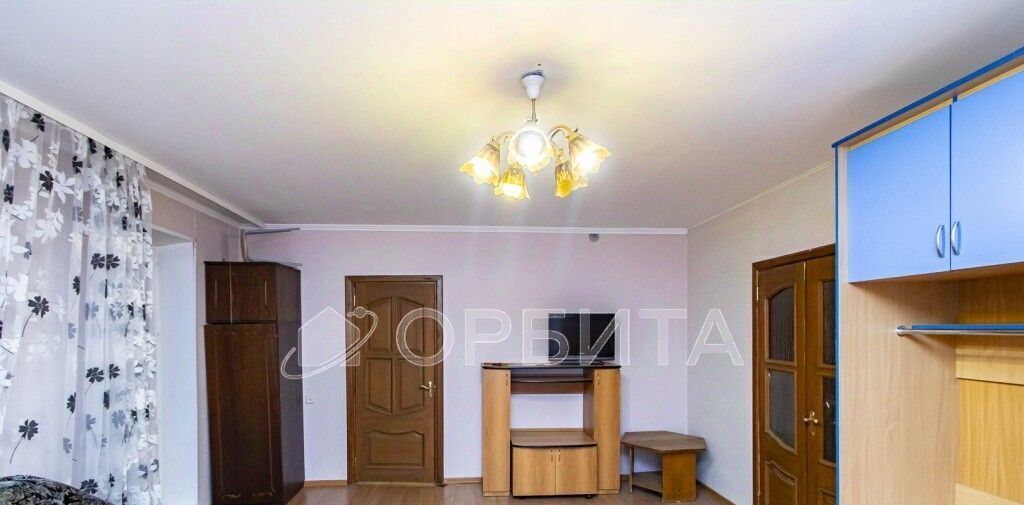 квартира г Тюмень р-н Центральный ул Салтыкова-Щедрина 55 фото 1