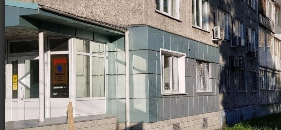квартира г Барнаул р-н Железнодорожный ул Крупской 101к/1 фото 5
