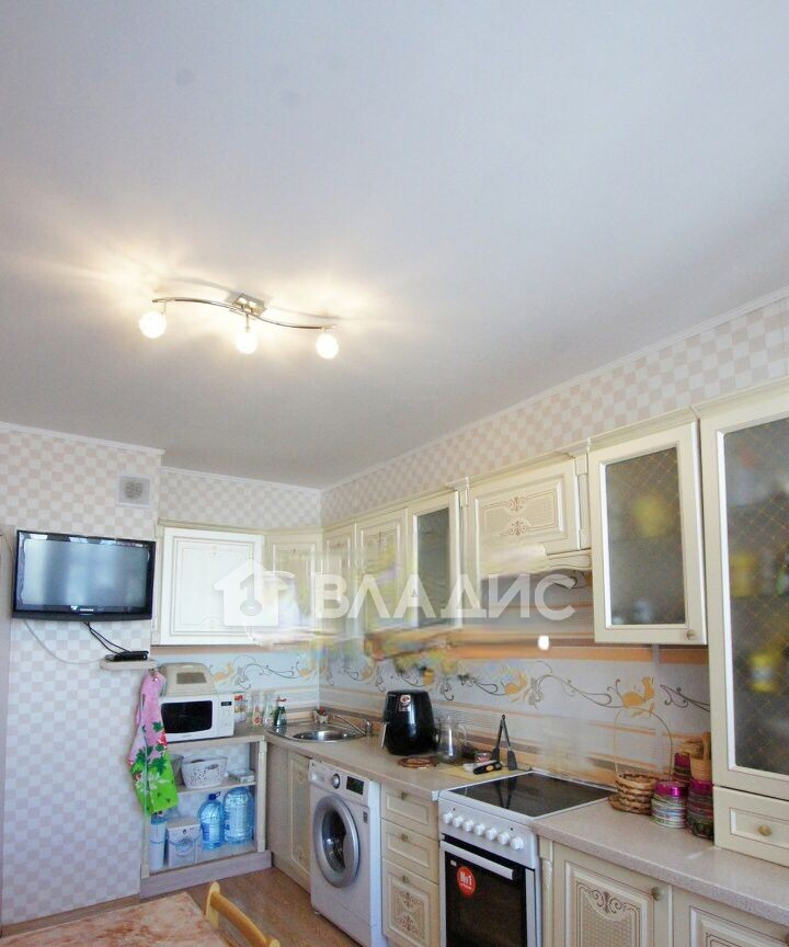квартира г Калуга 65 лет Победы, 31 к 1 фото 2