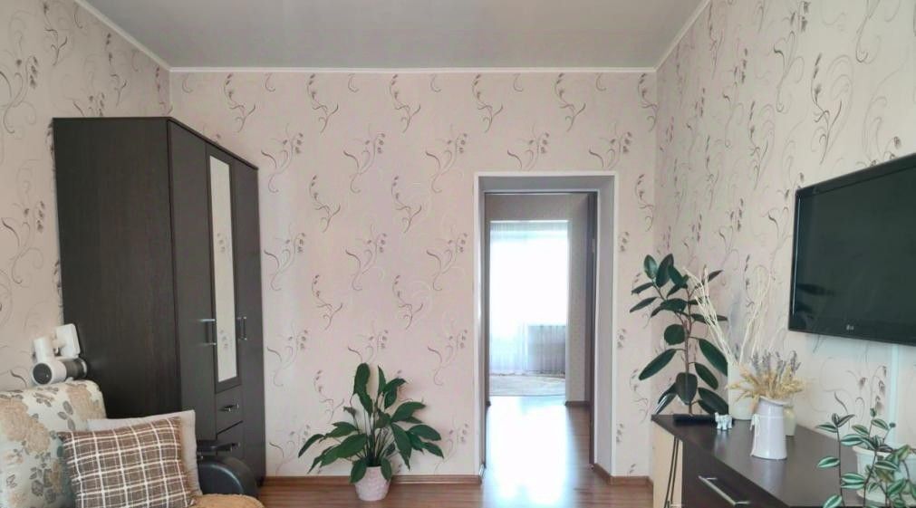 квартира г Артем ул Ульяновская 5/4 фото 4
