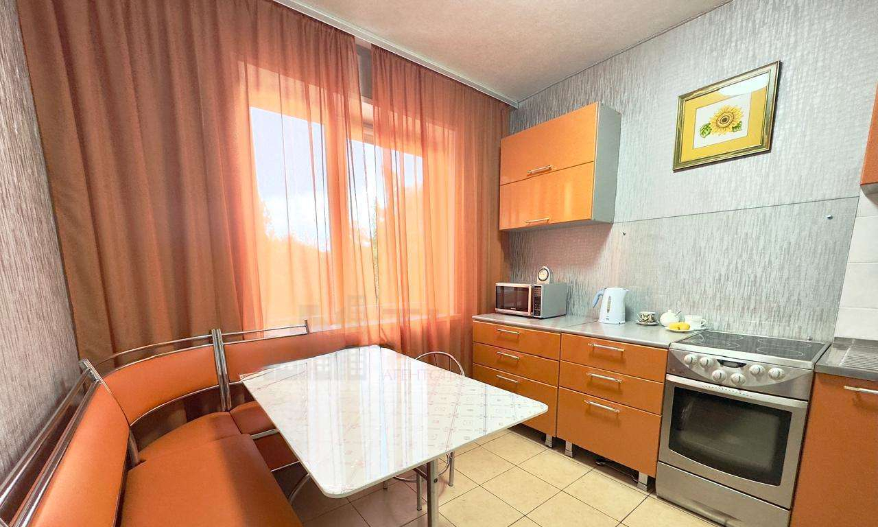 квартира г Старый Оскол м-н, Жукова, 29Б фото 2