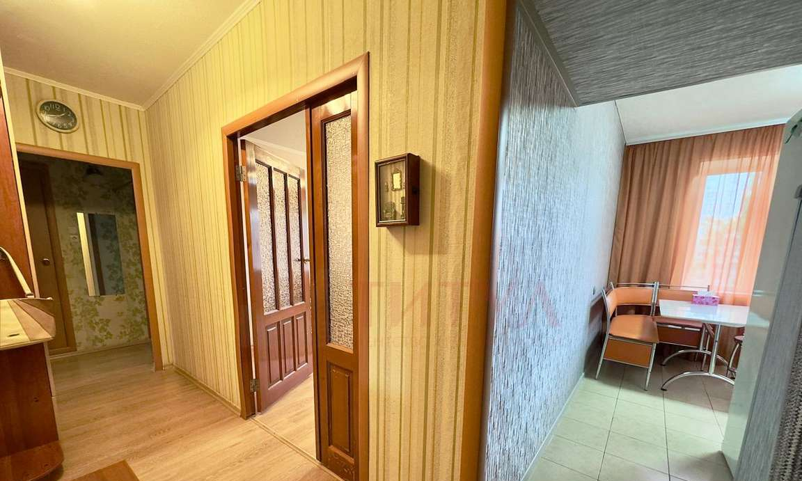 квартира г Старый Оскол м-н, Жукова, 29Б фото 4