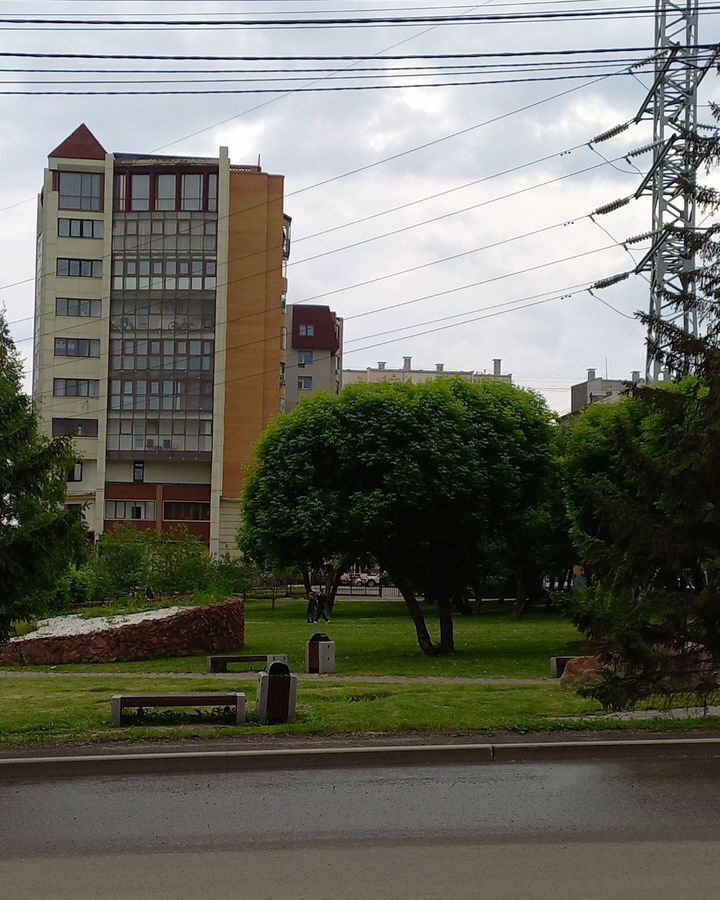 квартира г Красноярск р-н Октябрьский ул Михаила Годенко 7 фото 3