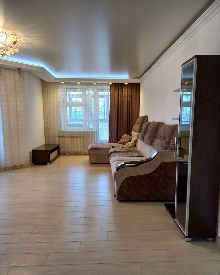 квартира г Красноярск р-н Октябрьский ул Михаила Годенко 7 фото 13