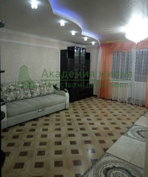 квартира г Саратов улица имени К. Г. Уфимцева, 10А фото 14