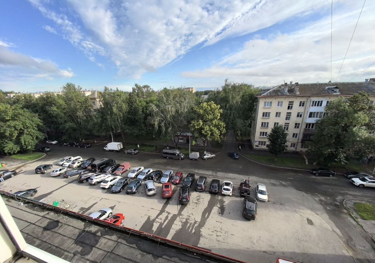 квартира г Уфа р-н Орджоникидзевский ул 40 лет Октября 7 фото 11