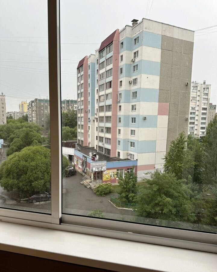 квартира г Челябинск р-н Калининский ул 40-летия Победы 33б фото 18