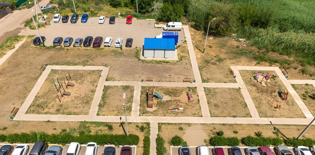 квартира г Астрахань р-н Кировский ул Дачная 8 фото 13