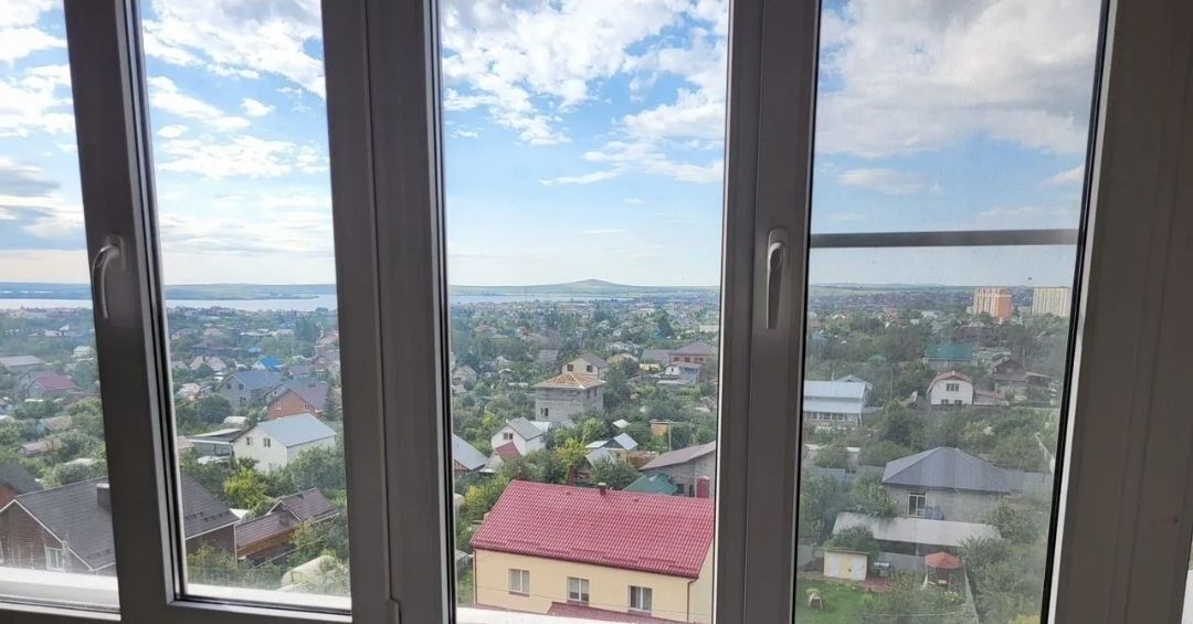 квартира г Магнитогорск р-н Орджоникидзевский проезд Сиреневый 27 фото 2