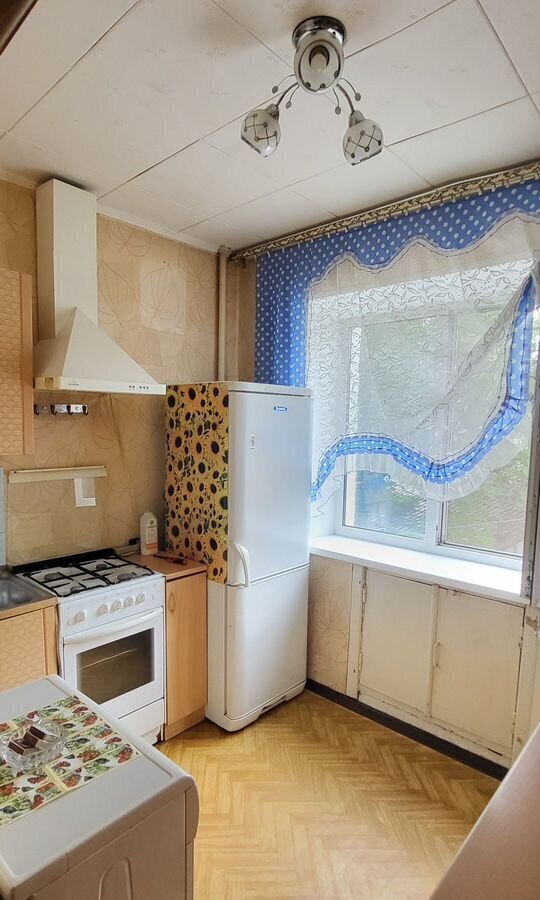 квартира г Саратов р-н Октябрьский ул Дегтярная 17 фото 1