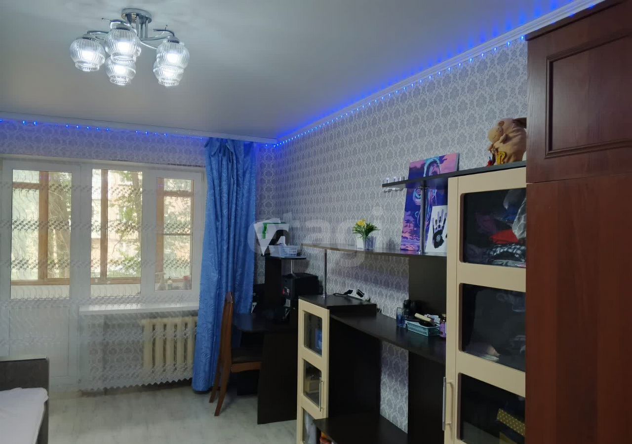 квартира г Астрахань р-н Трусовский пр-кт Бумажников 8а фото 1