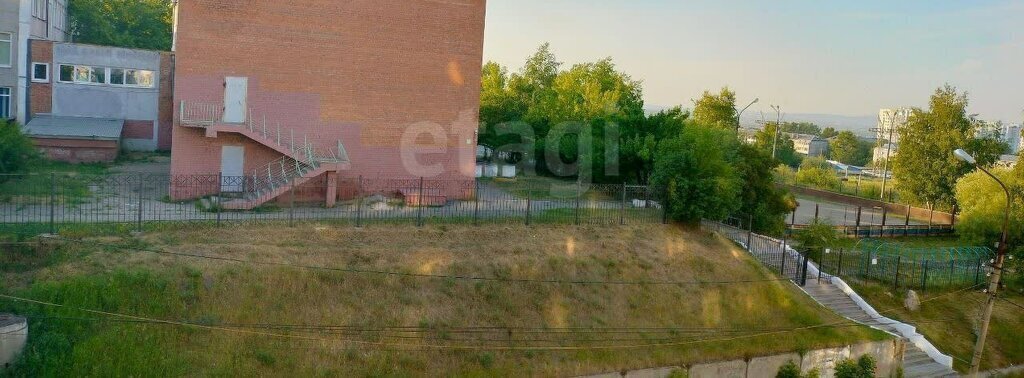 квартира г Иркутск ул Маршала Конева 18 фото 11