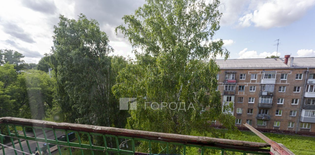 квартира г Новокузнецк р-н Заводской ул Тореза 26 фото 2