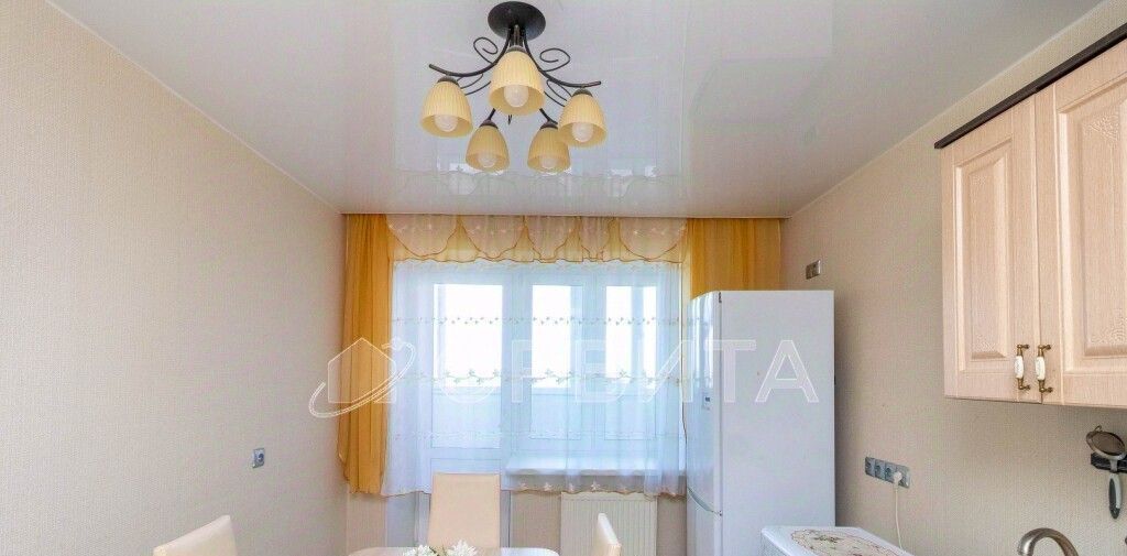 квартира г Тюмень п Мелиораторов р-н Центральный ул Голышева 10а фото 1