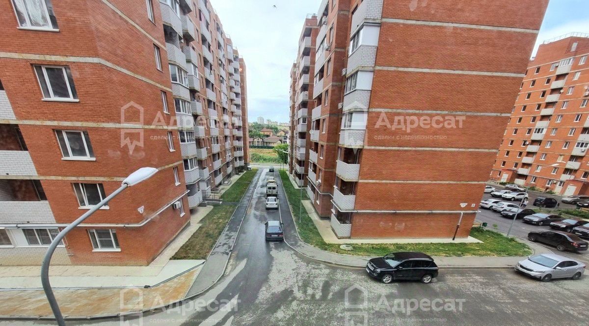 квартира г Волгоград р-н Кировский ул 70-летия Победы 18 фото 10