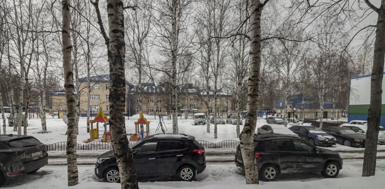 квартира г Сургут ул Республики 82 8-й фото 22