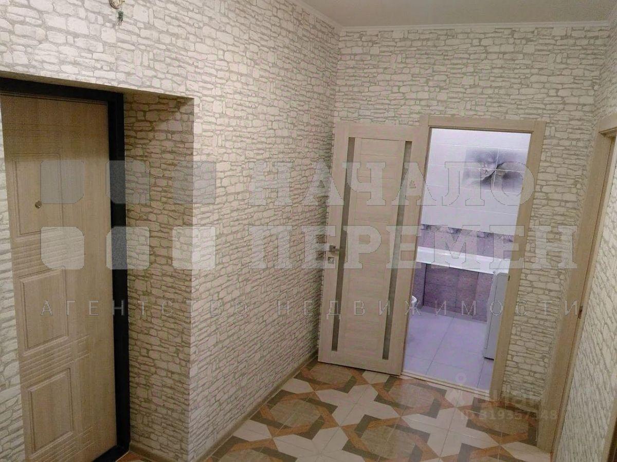 квартира г Новосибирск р-н Дзержинский ул Есенина 67 фото 1