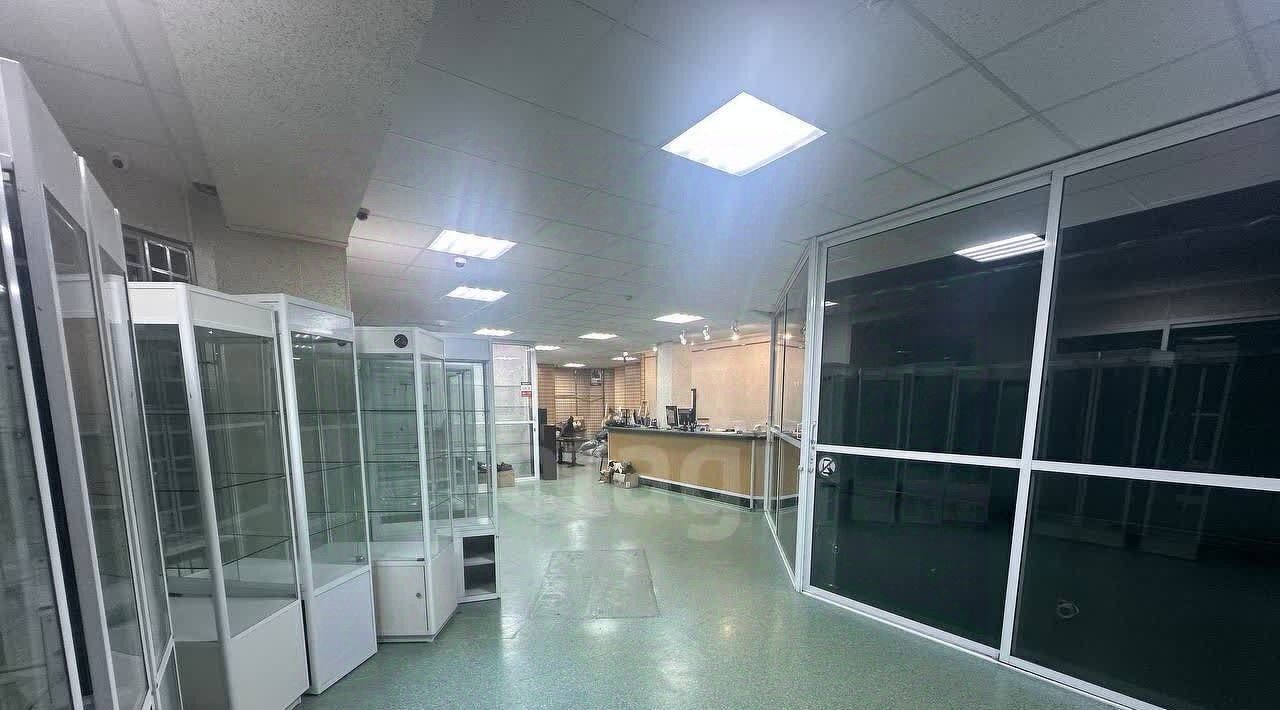 офис г Тольятти р-н Автозаводский ул Тополиная 49 фото 9