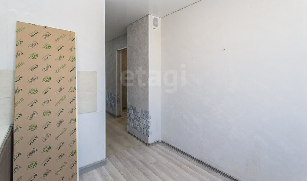 квартира г Тобольск мкр 7а 9 фото 14