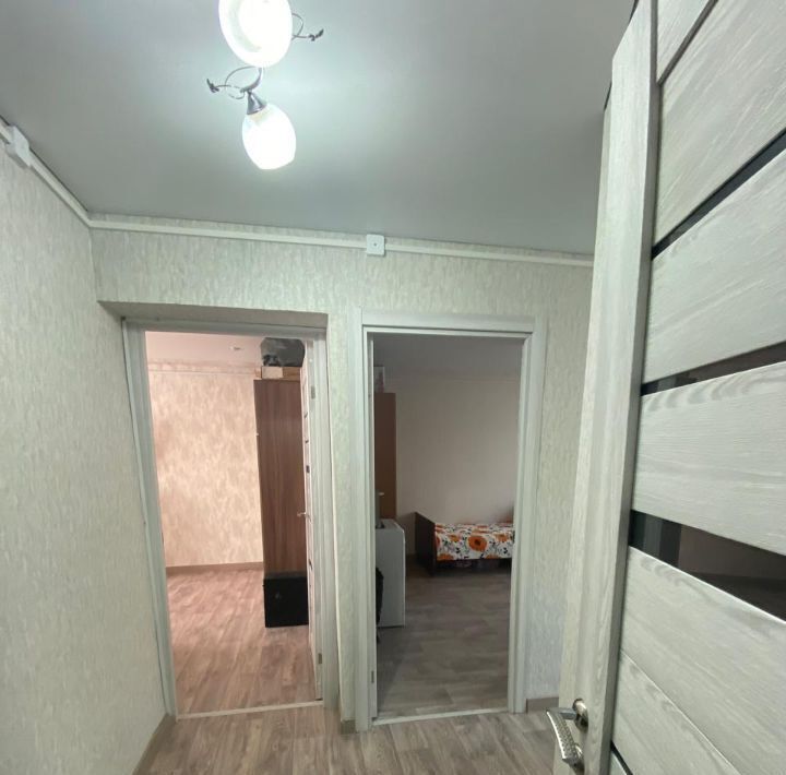 квартира г Саратов р-н Ленинский ул им Чемодурова В.И. 4а фото 2