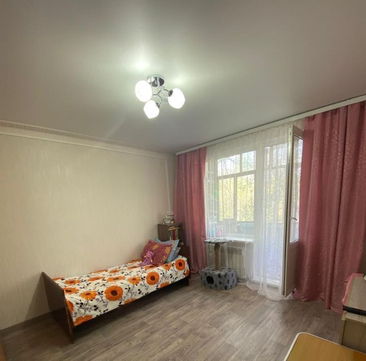 квартира г Саратов р-н Ленинский ул им Чемодурова В.И. 4а фото 3
