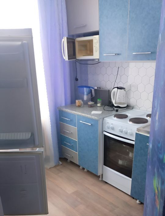 квартира г Новокузнецк р-н Заводской ул Тореза 37 фото 3
