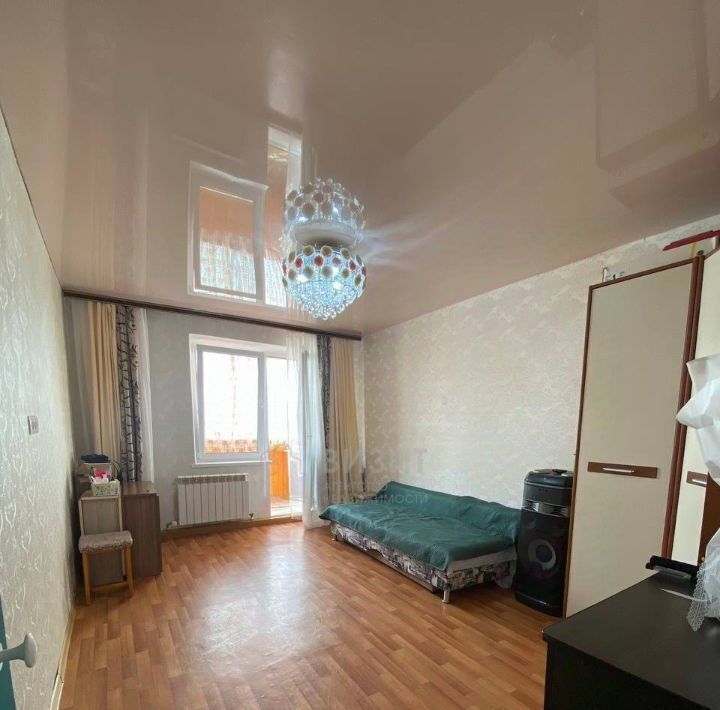 квартира р-н Нижнекамский г Нижнекамск ул Студенческая 32б фото 1