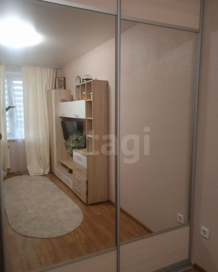 квартира г Волгоград р-н Советский ул им. Грибанова 19а фото 2