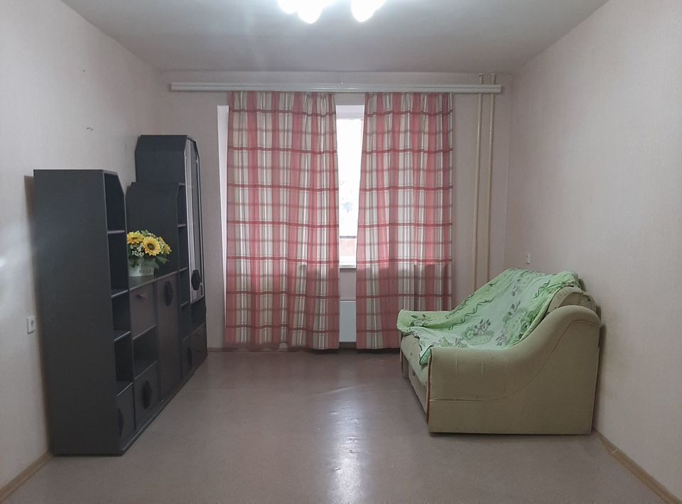 квартира г Волгоград р-н Советский ул. Маршала Воронова, 10 фото 2