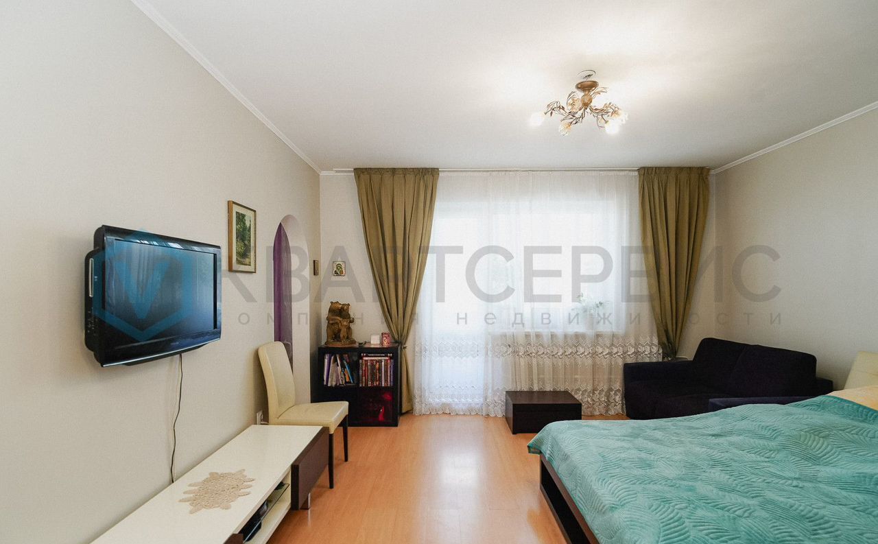 квартира г Омск р-н Центральный ул Арнольда Нейбута 96/1 фото 9
