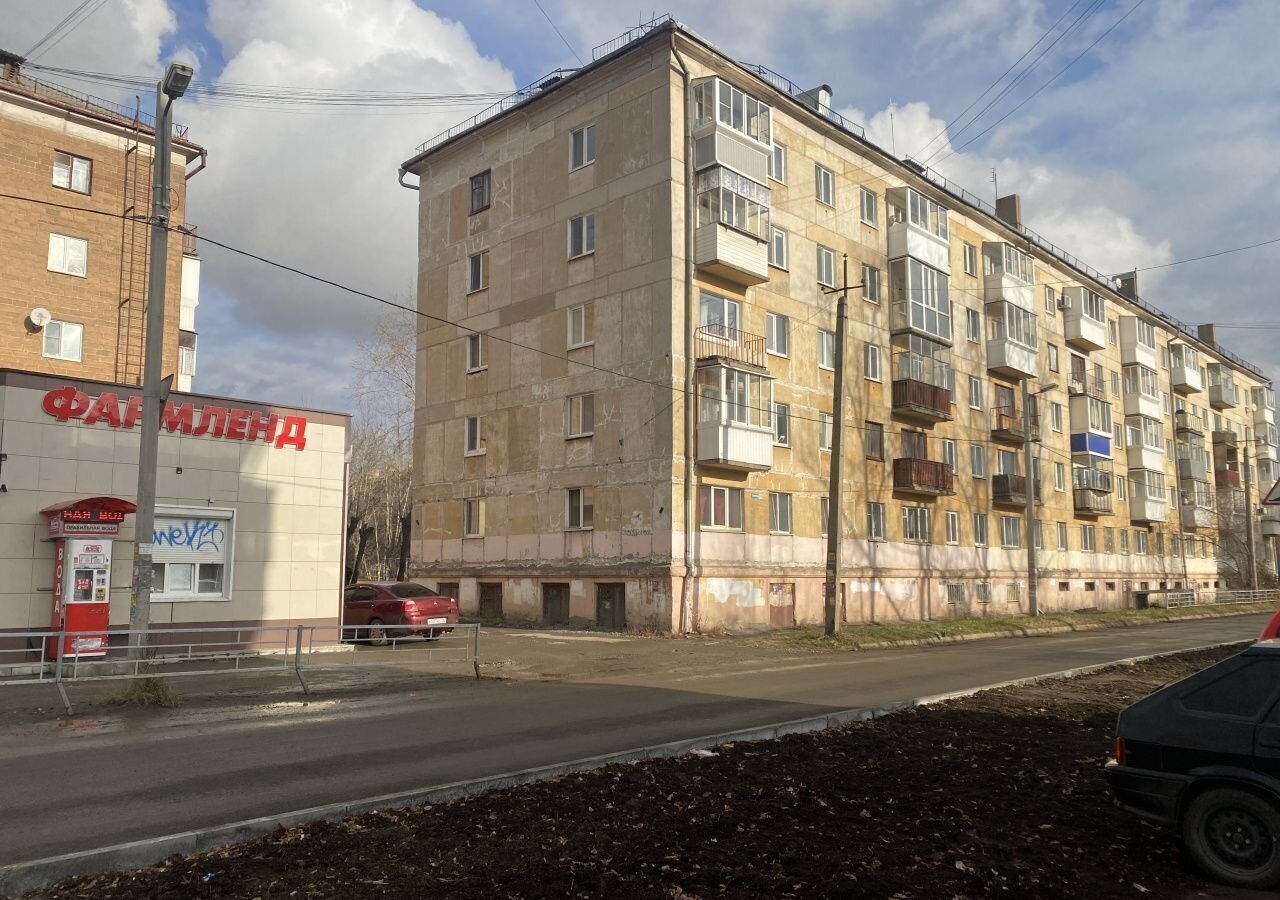 квартира г Нижний Тагил р-н Дзержинский ул Коминтерна 35 фото 17