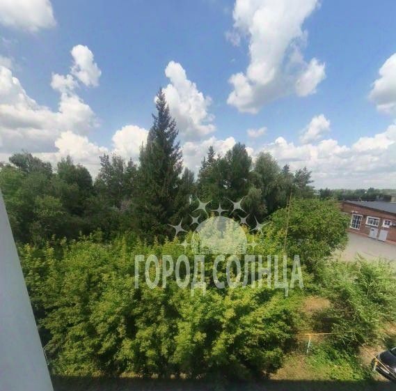 квартира г Омск р-н Центральный ул 36-я Северная 5 фото 9