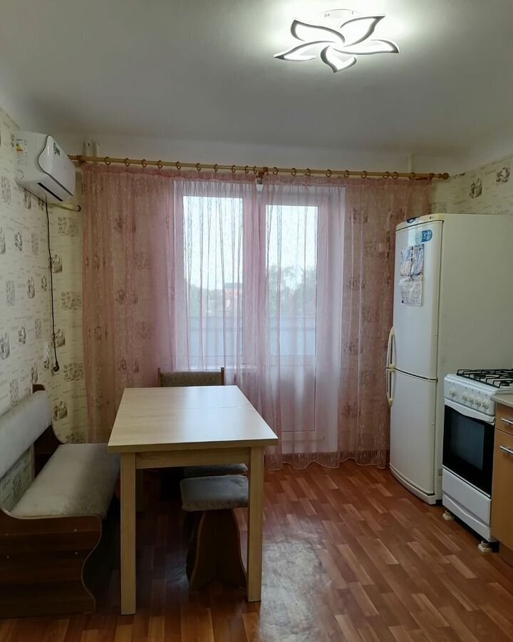 квартира г Волжский пр-кт им Ленина 162 фото 6