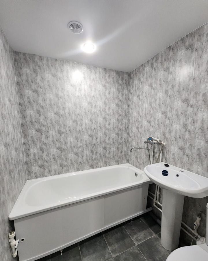 комната г Набережные Челны р-н Автозаводский 23-й комплекс 11А фото 10