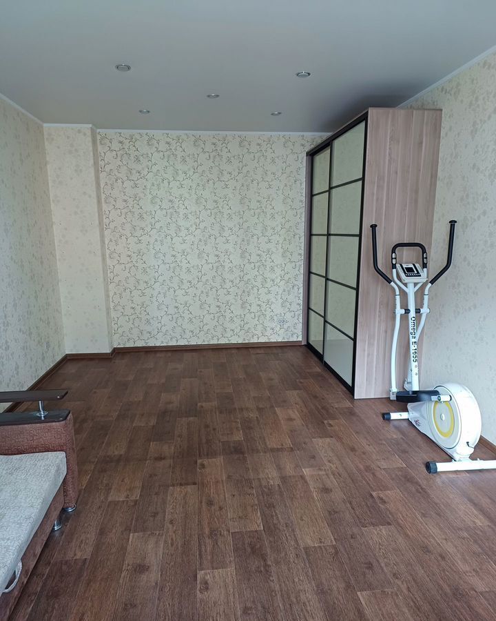 квартира г Челябинск р-н Калининский ул Братьев Кашириных 74 фото 4