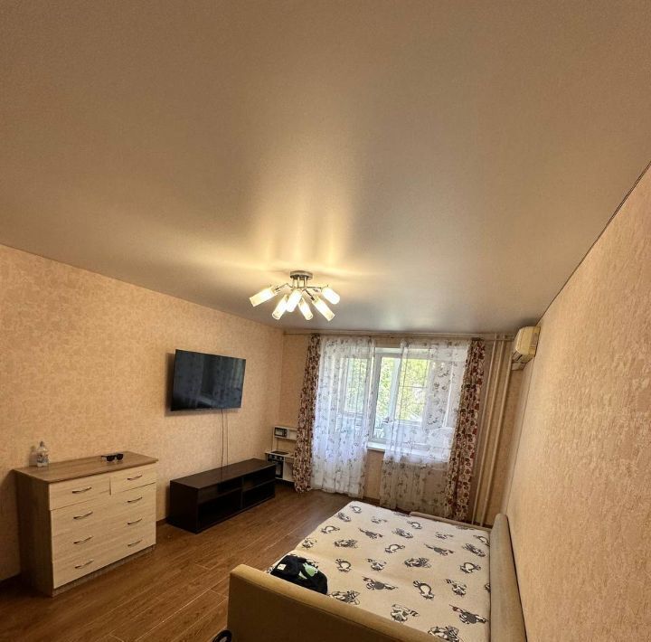 квартира г Тольятти р-н Автозаводский б-р Цветной 16а 16-й кв-л фото 1