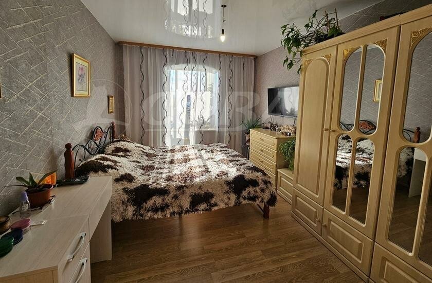 квартира г Тюмень ул Николая Чаплина 121 фото 1