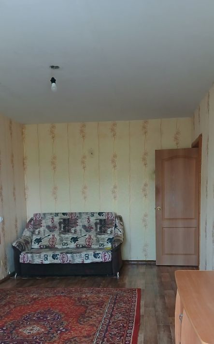 квартира г Тобольск р-н мкр Иртышский 3 фото 2