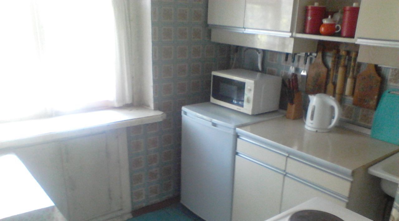 квартира г Новокузнецк р-н Центральный ул Орджоникидзе 52 фото 1