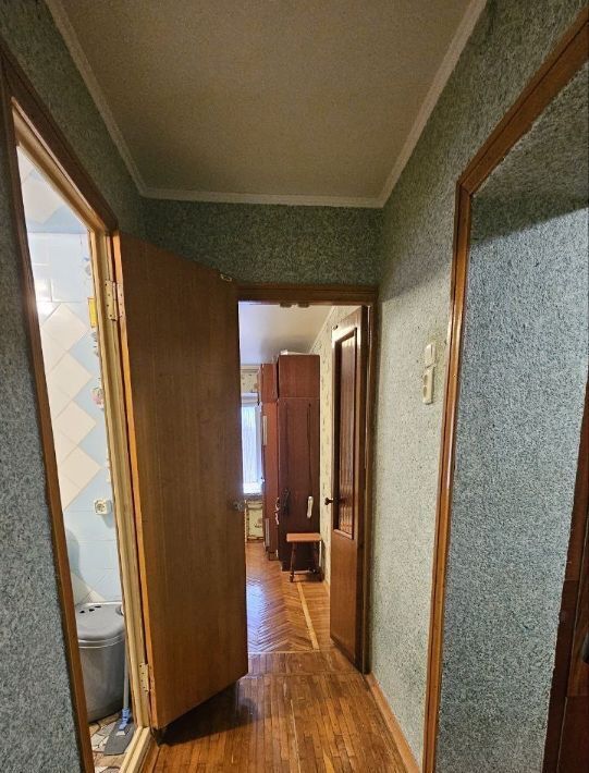 квартира г Саратов р-н Октябрьский ул. Имени В. Г. Рахова, 44/54 фото 3