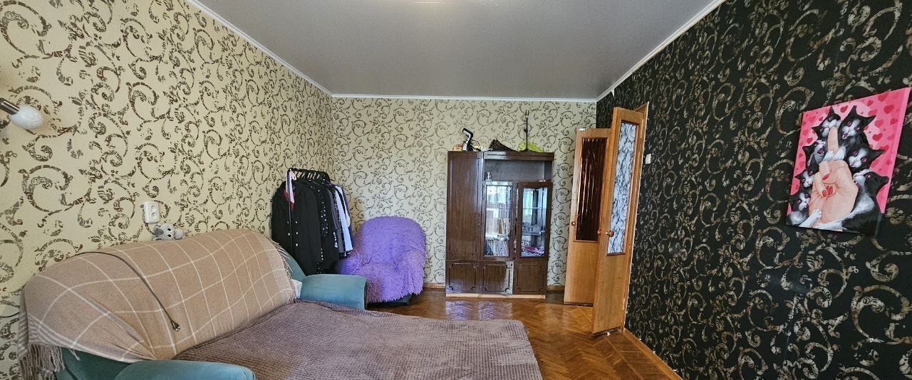 квартира г Саратов р-н Октябрьский ул. Имени В. Г. Рахова, 44/54 фото 6