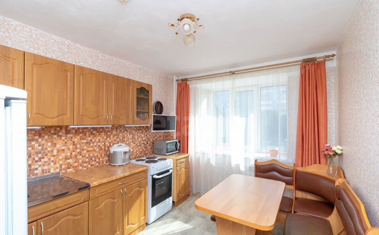 квартира г Тюмень р-н Центральный ул Щербакова 142к/4 фото 1
