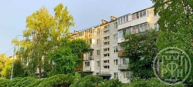 комната г Ломоносов ул Скуридина 2 фото