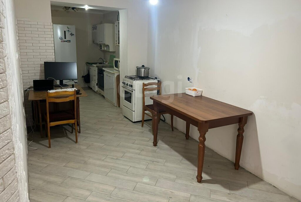 квартира г Владикавказ ская улица, 43к 1 фото 5